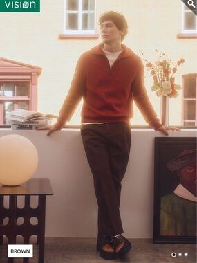 Brown Pleated Chinos – Reykjavik Fit (Tapered) – Le 31 – Size 32